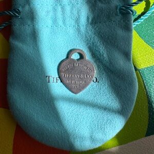 Return to Tiffany ENGRAVED heart tag pendant